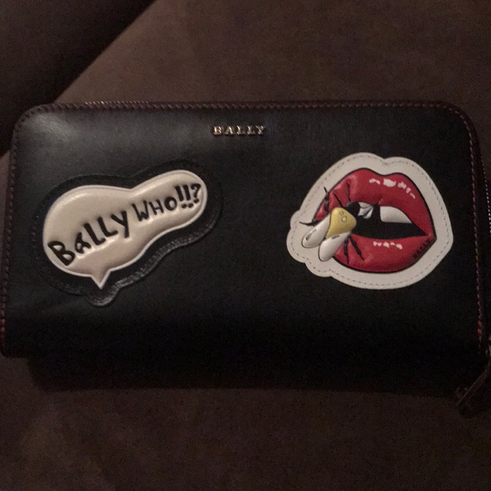 💯 percent auth Bally women’s wallet